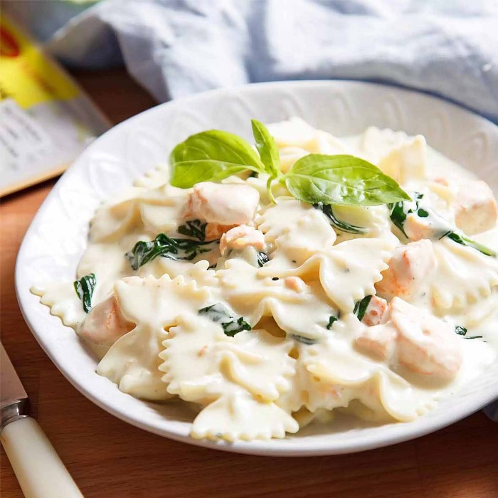 Приправа Maggi на второе к макаронам сыр,курица,грибы 30гр м/у