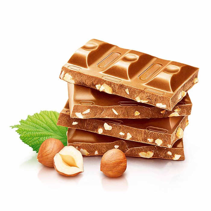 Шоколад Победа Молочный с лесным орехом 220гр м/у