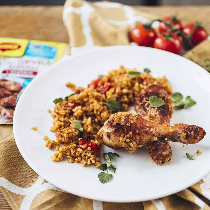 Приправа Maggi на второе сочная курочка с паприкой 34гр м/у