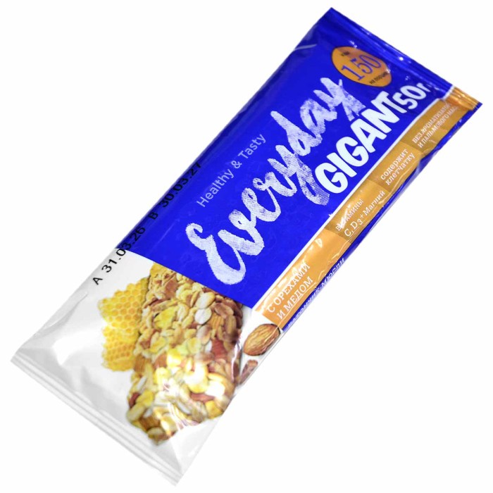 Батончик-мюсли Everyday Gigant с орехами и медом 50гр м/у