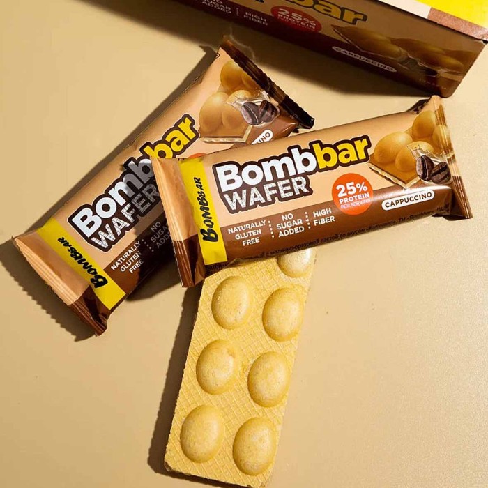 Батончик Bombbar вафельный с молочно-ореховой пастой со вкусом капучино 32гр м/у