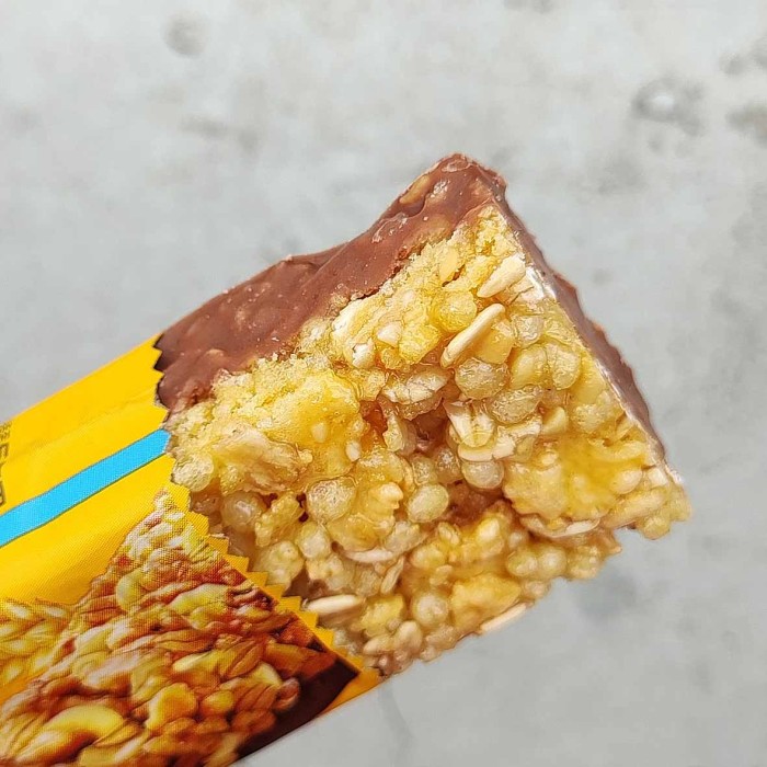 Батончик-мюсли Snaq Fabriq banana-chocolate с молочным шоколадом 50гр м/у