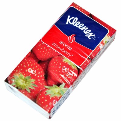 Платочки бумажные Kleenex Strawberry 10шт м/у