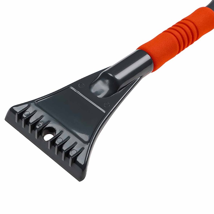 Щетка Русские Супергерои для уборки снега с распушенной щетиной +скребок 59*10см арт775-116