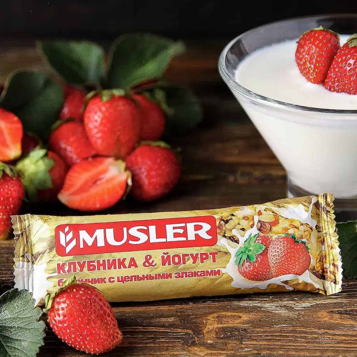 Батончик мюсли  Musler Клубника йогурт 30гр м/у