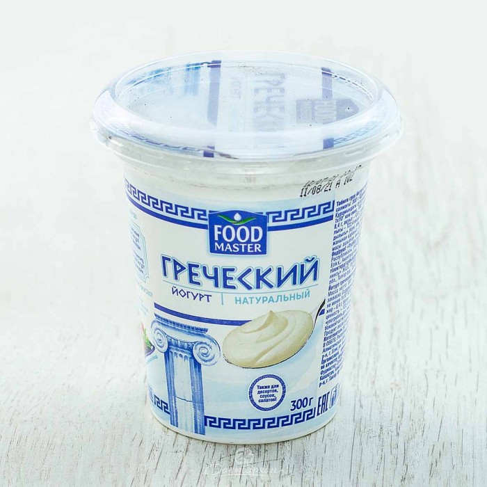 Йогурт FoodMaster Греческий натуральный 8,4% 300гр пэт