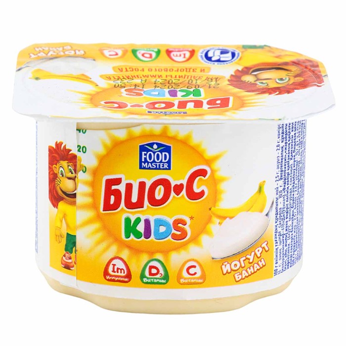 Йогурт Foodmaster Био-C kids банан 2,5% 110гр пэт