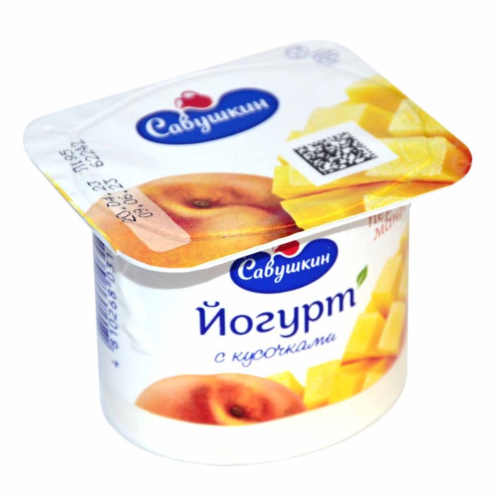 Йогурт Савушкин персик-манго с кусочками 2% 120гр пэт