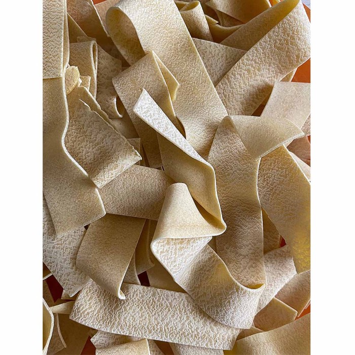Лапша Azia Pasta Бесбармак широкий 500гр м/у