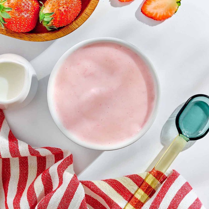 Йогурт Чудо клубника-земляника 2,5% 115гр пэт