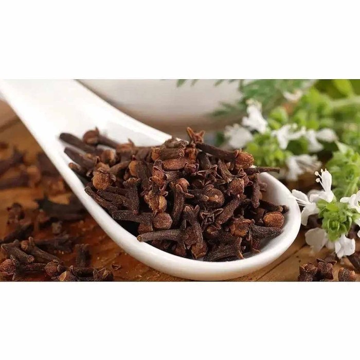 Гвоздика Трапеза целая 15гр м/у