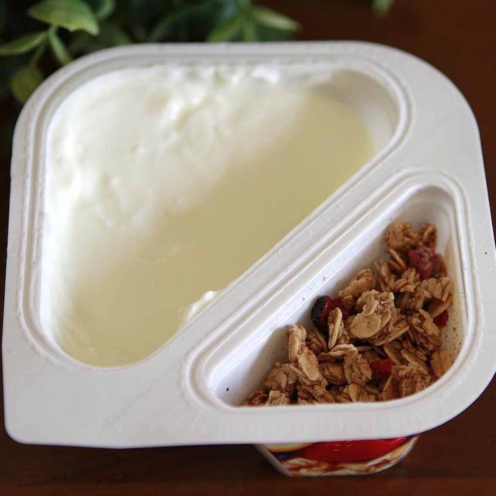 Йогурт Epica Crispy натуральный 6,5% 138гр пэт