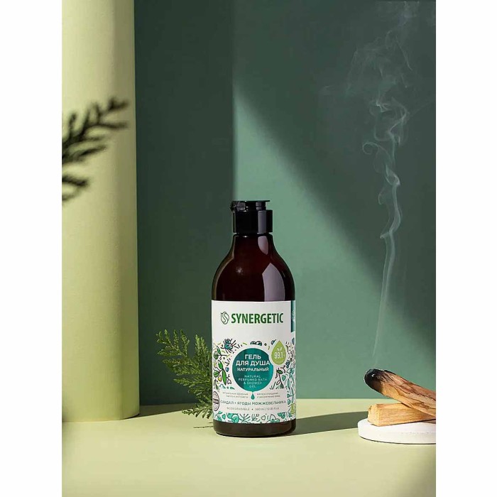 Гель для душа Synergetic Сандал и ягоды можжевельника 380мл пэт