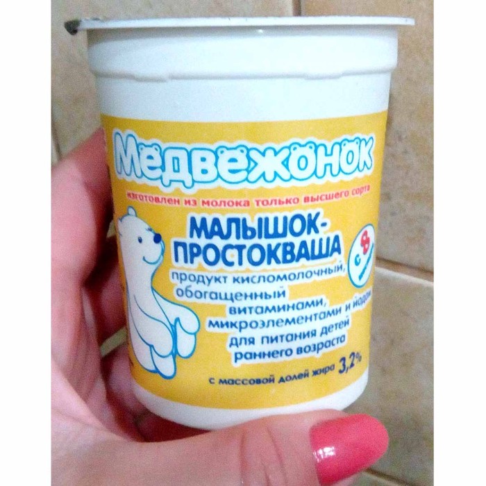 Продукт кисломолочный Медвежонок Малышок-простокваша с 8мес 3,2% 200гр пэт