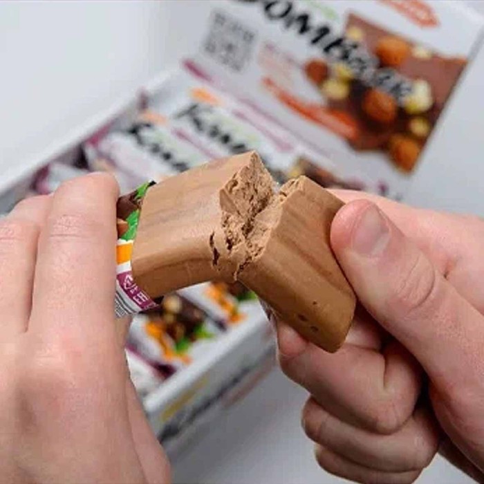 Батончик BombBar Protein шоколад-фундук 60гр м/у
