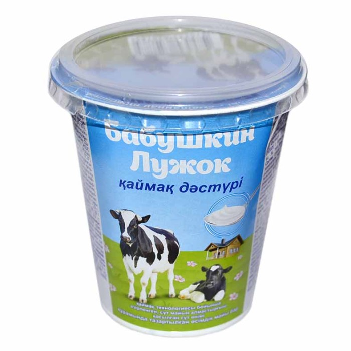 Продукт сметанный Бабушкин Лужок 15% 300гр пэт