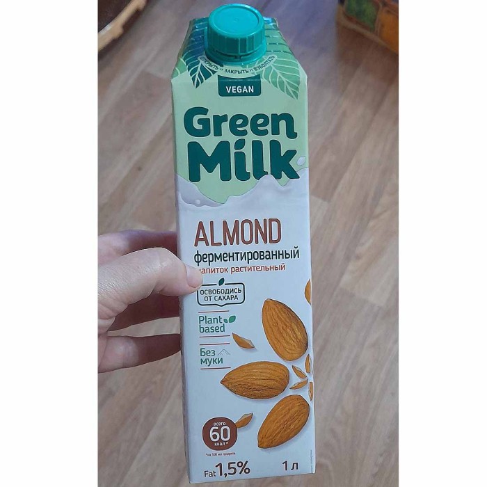 Напиток рисовый Green Milk миндаль 1л т/п