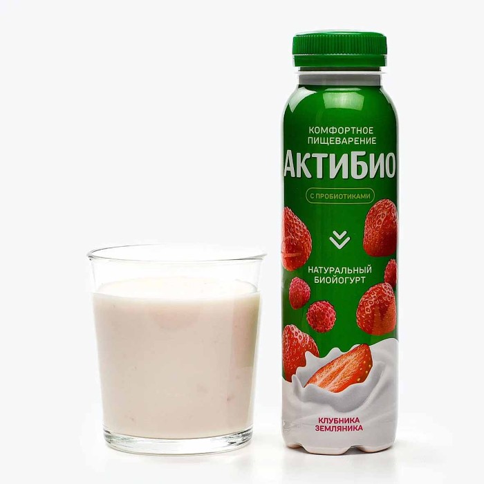 Биойогурт питьевой Актибио натуральный клубника-земляника 1,5% 260гр пэт