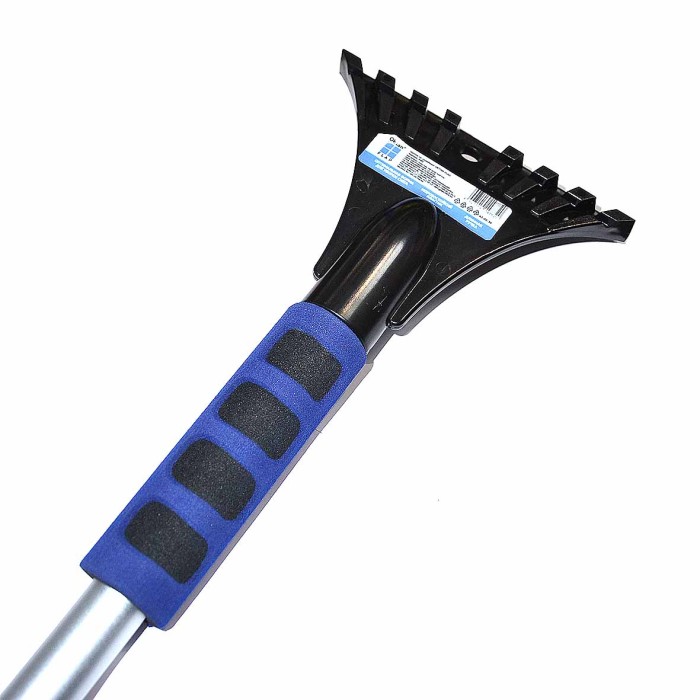 Щетка для уборки снега Oktan со скребком 88см черная