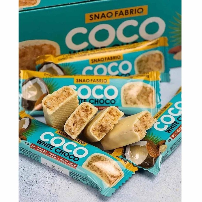 Батончик глазированный Bombbar SNAQ FABRIO COCO Кокос/Миндаль 40гр