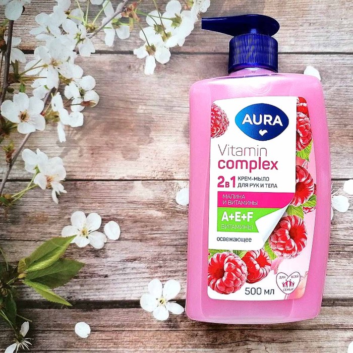 Крем-мыло Aura Vitamin Complex 2в1 Малина и витамины  500мл пэт