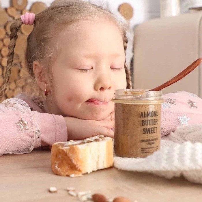 Паста ореховая Arahis Project Sweet миндальная с ванилью 235гр ст/б